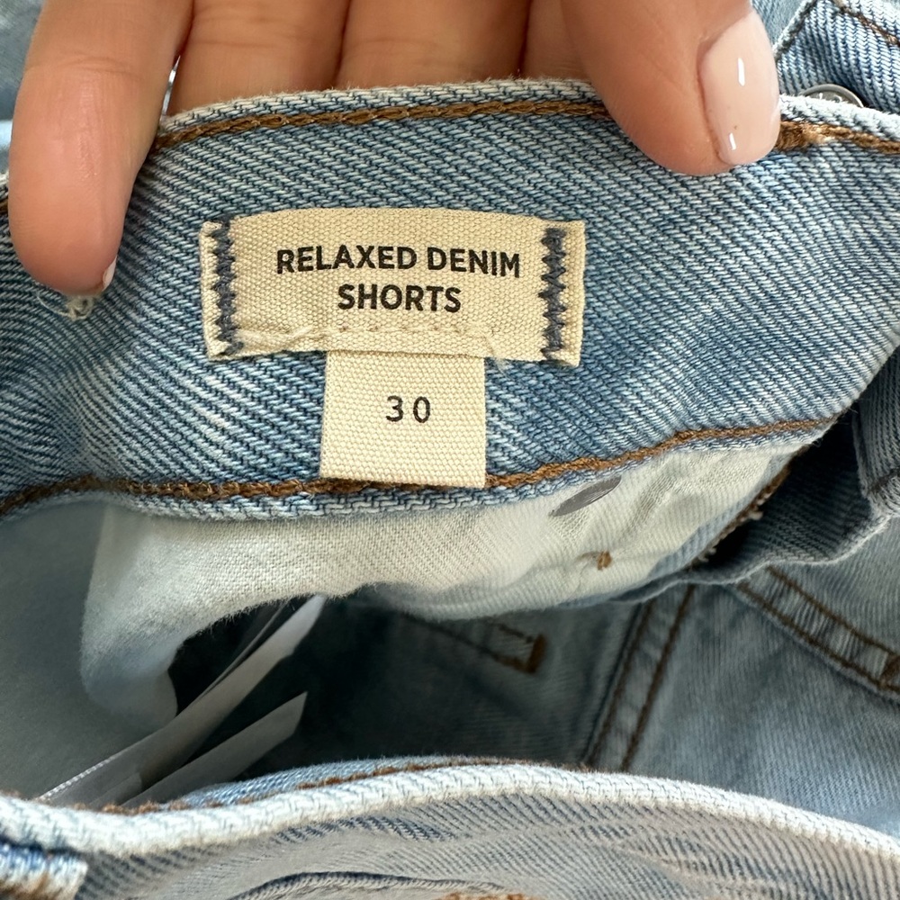 Madewell relaxed Denim shorts. Worn 2x size 30. - Picture 12 of 12